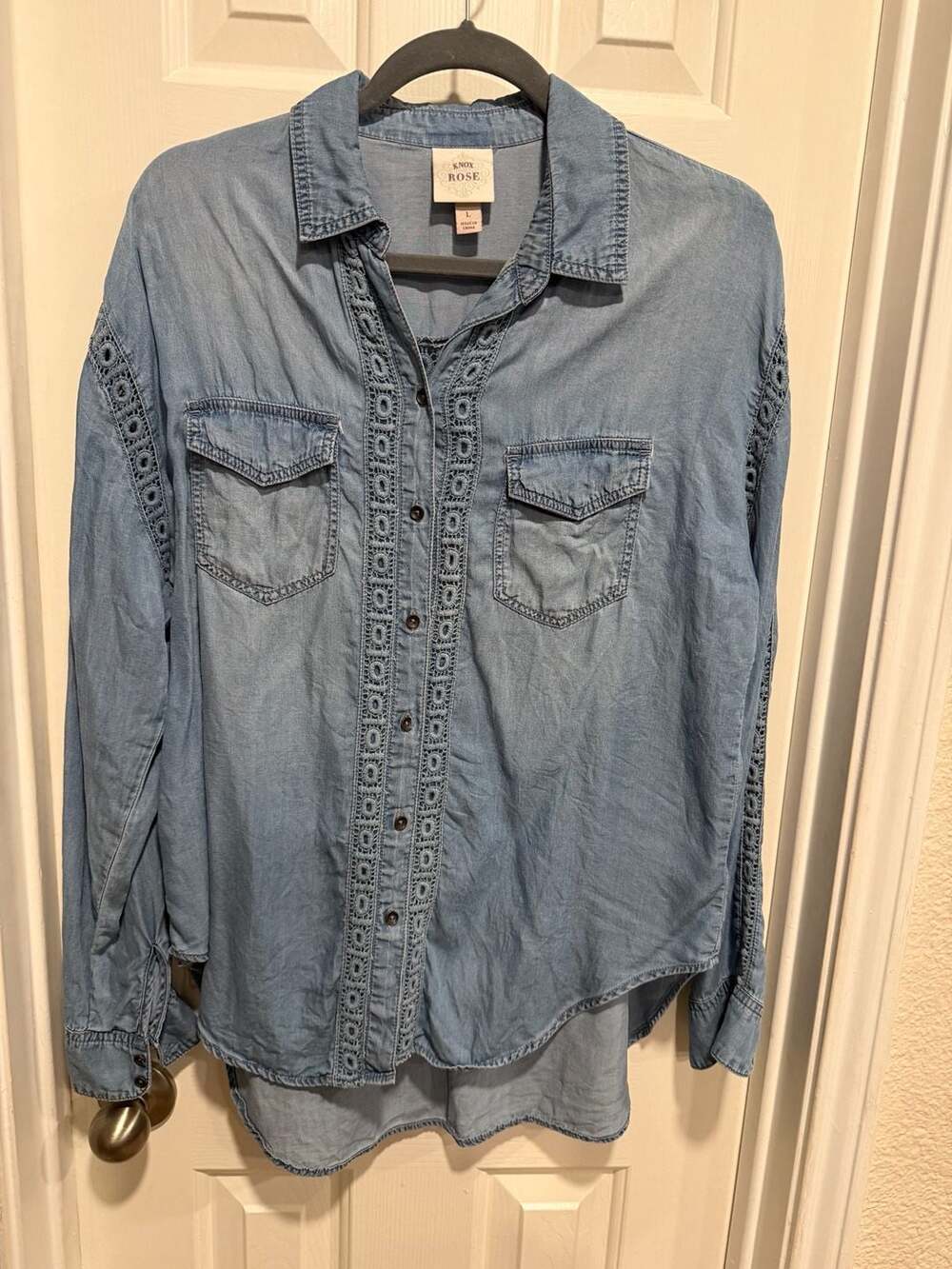 Knox Rose Womens L Chambray Button Down Shirt Embroidered Boho Western Tunic
